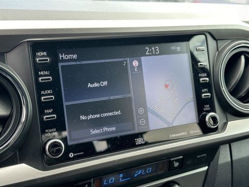 Used 2023 Toyota Tacoma Limited image 12