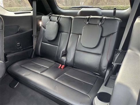 Used 2023 Ford Explorer ST-Line w/ Class IV Trailer Tow Package image 18