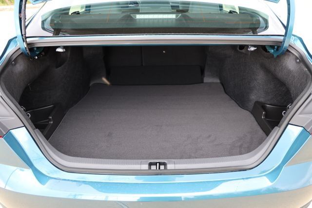 New 2026 Toyota Camry LE w/ Convenience Package FWD image 11