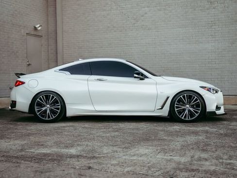 Used 2017 INFINITI Q60 3.0t w/ Cargo Package image 13