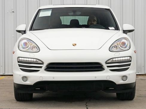 Used 2014 Porsche Cayenne image 6