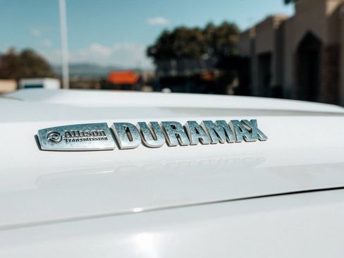 Used 2018 GMC Sierra 2500 Denali w/ Duramax Plus Package AWD/4WD image 13
