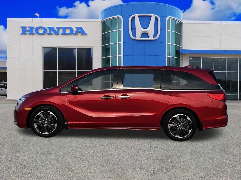 Used 2023 Honda Odyssey Elite image 6