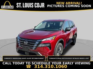 Used 2024 Nissan Rogue S AWD/4WD video 1