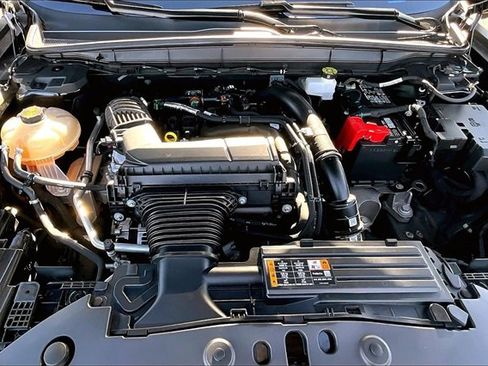 Used 2024 Lincoln Nautilus Reserve image 7