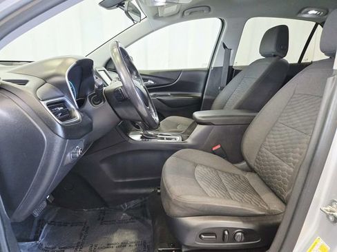Used 2019 Chevrolet Equinox LT image 8