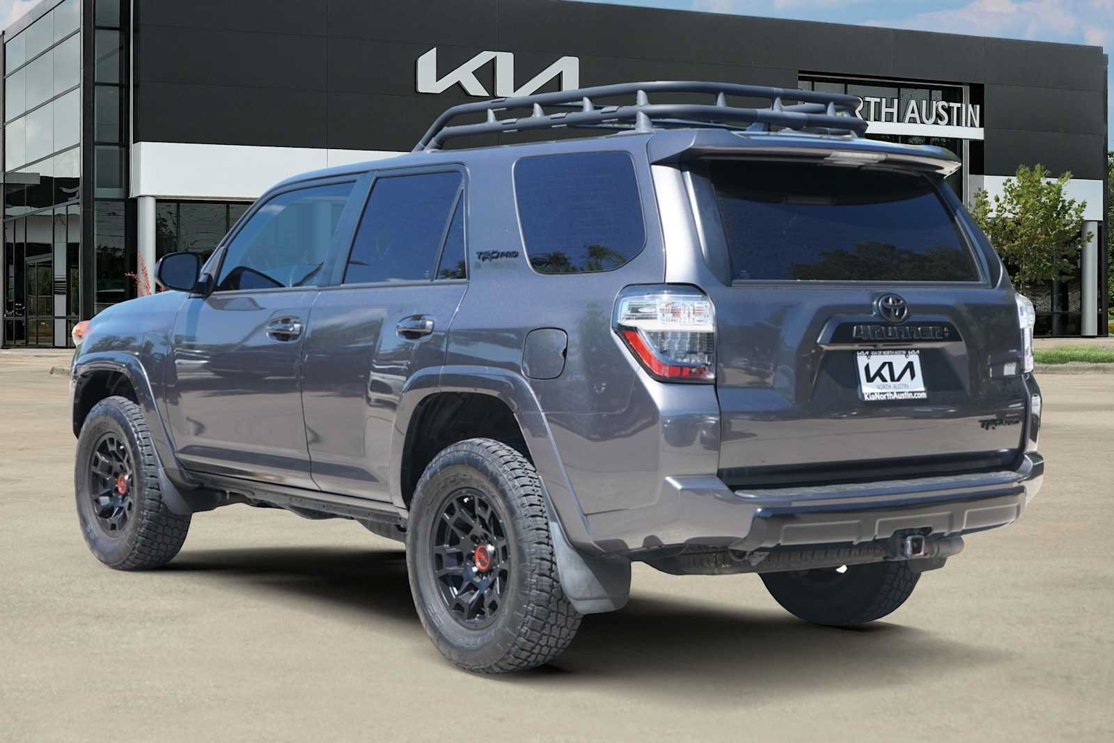 Used 2022 Toyota 4Runner TRD Pro AWD/4WD image 4