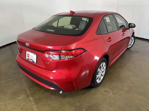 Used 2020 Toyota Corolla LE FWD image 10