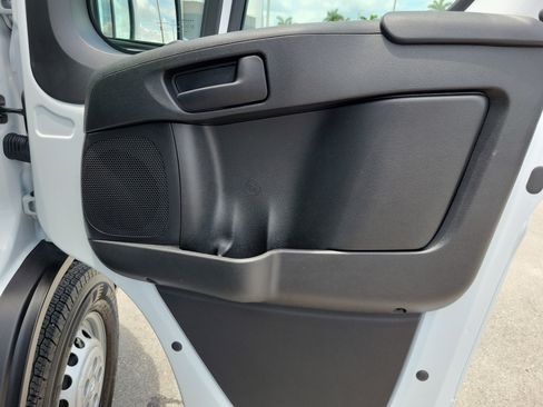 Used 2026 RAM ProMaster 2500 w/ Convenience Group FWD image 27