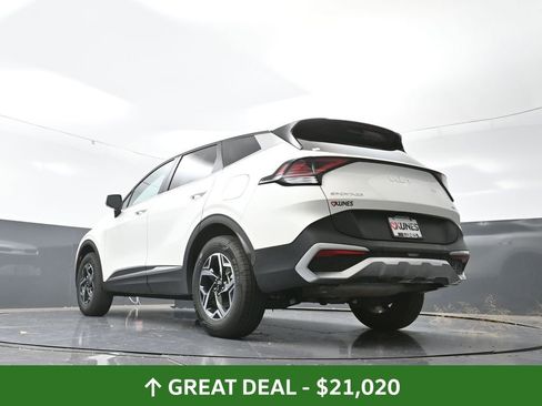 Used 2024 Kia Sportage LX image 56