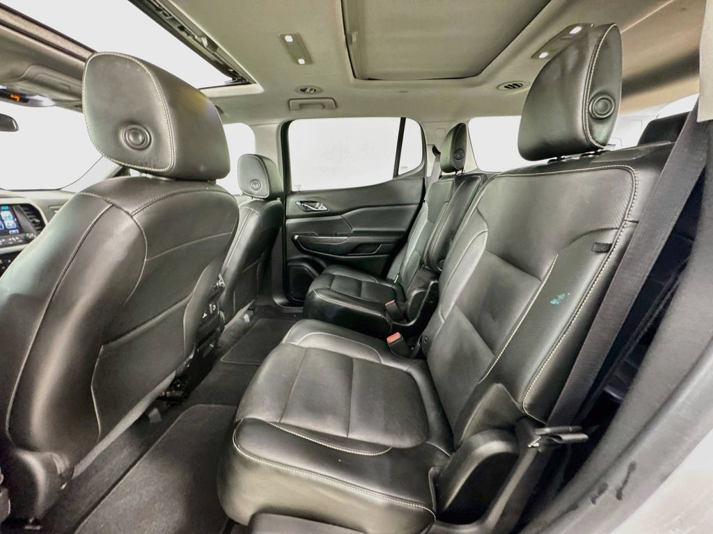 Used 2019 GMC Acadia SLT FWD image 30