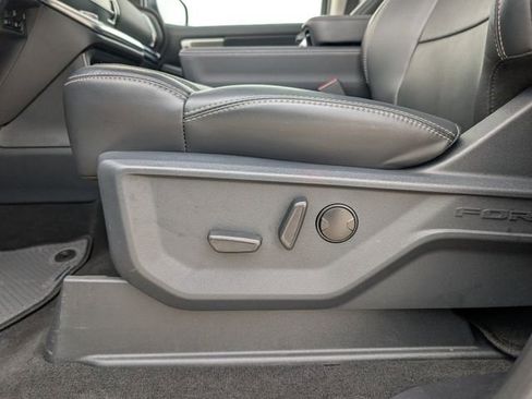 Used 2025 Ford Expedition Platinum AWD/4WD image 20