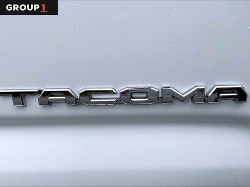 Used 2019 Toyota Tacoma SR5 AWD/4WD image 33