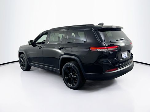 Used 2023 Jeep Grand Cherokee L Limited w/ Black Appearance Package AWD/4WD image 7