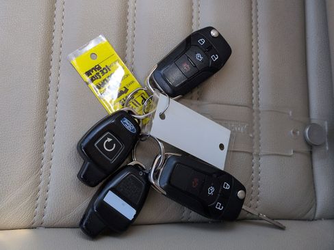 Used 2013 Ford Fusion SE image 33