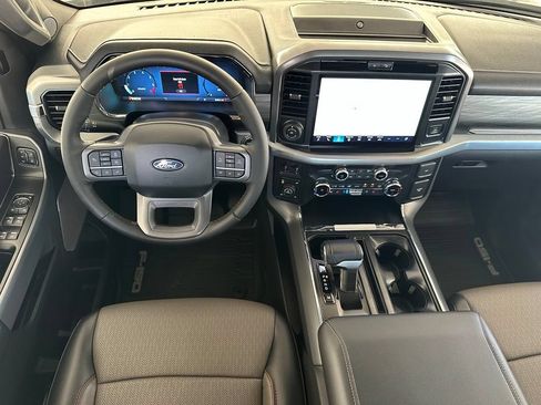 Used 2025 Ford F150 Lariat w/ Equipment Group 501A Mid AWD/4WD image 17