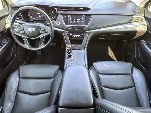 Used 2019 Cadillac XT5 Premium Luxury image 11