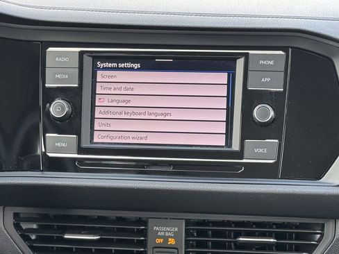 Used 2024 Volkswagen Jetta S FWD image 23