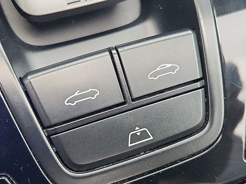 Certified 2023 Porsche 911 Carrera S image 24