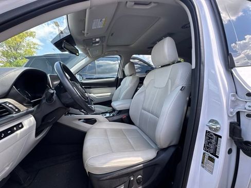 Used 2021 Kia Telluride EX w/ EX Premium Package AWD/4WD image 7