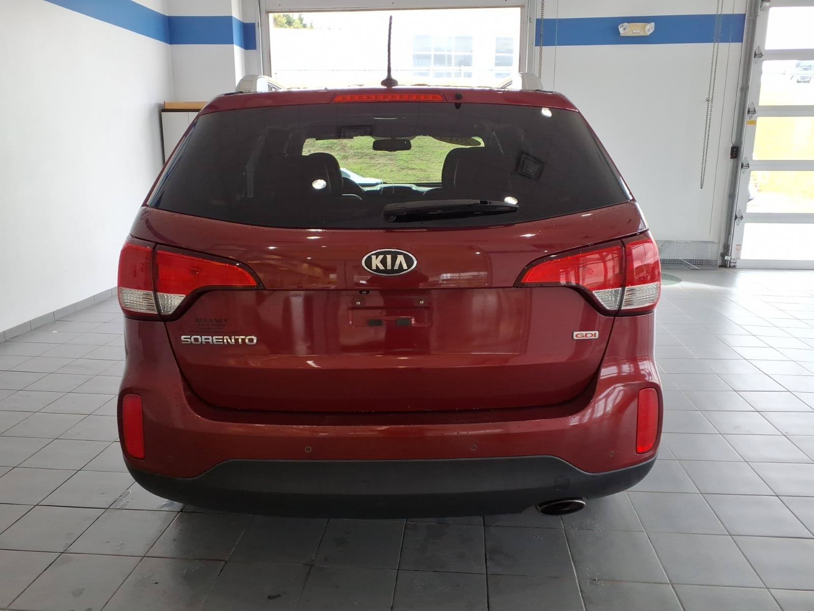 Used 2015 Kia Sorento LX AWD/4WD image 6