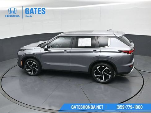 Used 2024 Mitsubishi Outlander SE AWD/4WD image 53