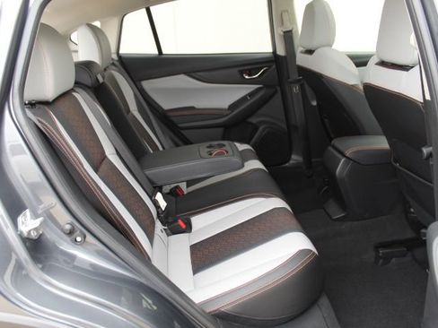 Used 2023 Subaru Crosstrek 2.5i Limited w/ Moonroof Package image 37