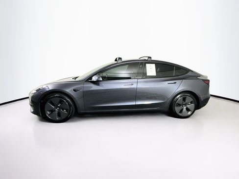Used 2021 Tesla Model 3 Standard Range Plus RWD image 4