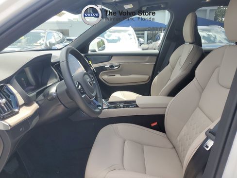 Used 2026 Volvo XC90 B6 Plus w/ Protection Package Premier AWD/4WD image 14