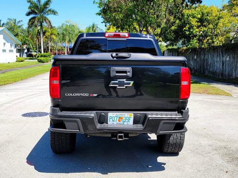 Used 2018 Chevrolet Colorado Z71 w/ Z71 Midnight Edition image 13