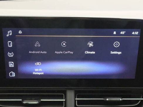Used 2025 Chevrolet Trax LT FWD image 30
