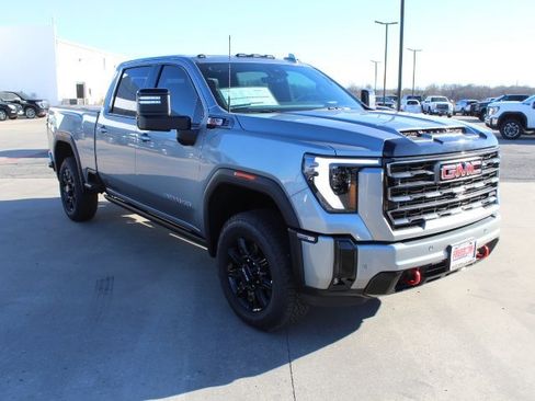 New 2026 GMC Sierra 2500 AT4 w/ AT4 Premium Plus Package image 7