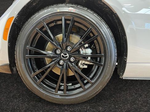 New 2025 MAZDA MX-5 Miata Club image 11