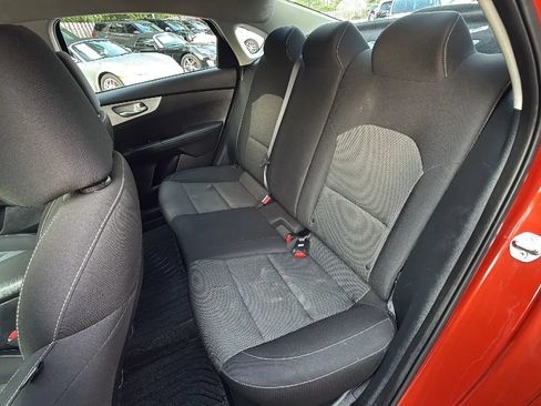 Used 2023 Kia Forte LXS w/ LXS Technology Package FWD image 23