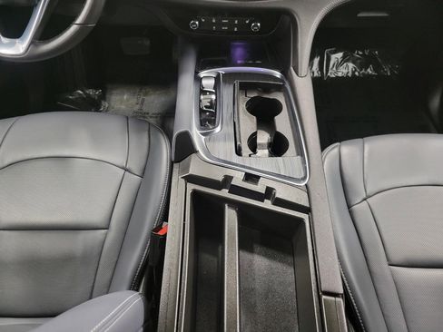 Used 2024 Buick Enclave Essence w/ LPO, Floor Liner Package image 17