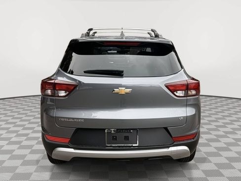 Used 2022 Chevrolet TrailBlazer LT FWD image 4
