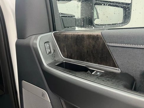 New 2026 Ford F350 Lariat w/ Black Appearance Package image 28