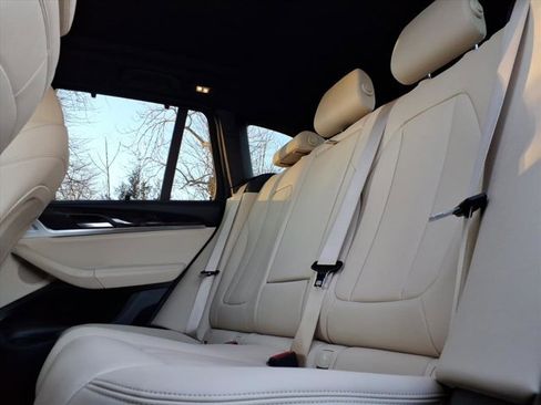 Used 2018 BMW X3 xDrive30i image 14