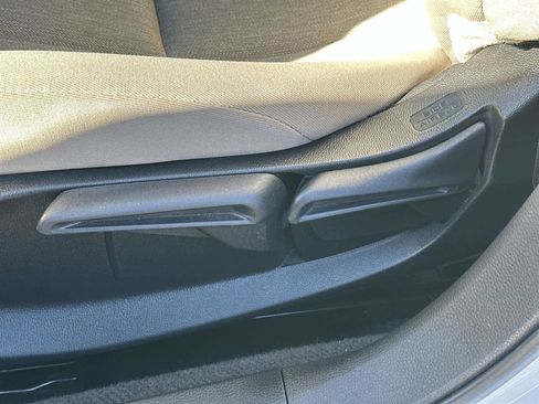 Used 2023 Honda Accord LX image 22