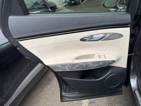 Used 2022 Genesis GV70 3.5T Sport w/ Sport Advanced Package image 16