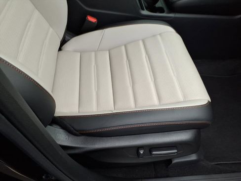 Used 2025 Honda CR-V Sport Touring image 17