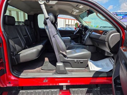 Used 2012 GMC Sierra 2500 SLT w/ SLT Convenience Package AWD/4WD image 46