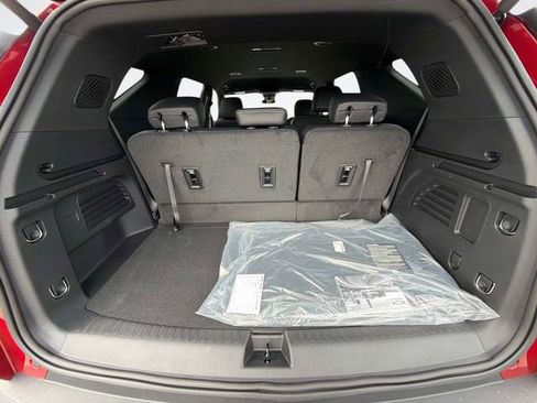 New 2026 Chevrolet Traverse LT w/ Enhanced Driving Package image 12