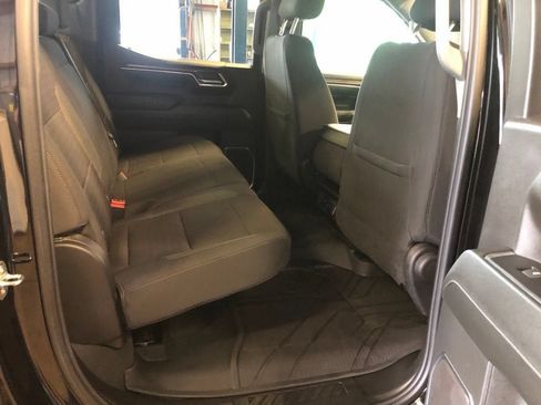Used 2023 Chevrolet Silverado 1500 LT w/ Protection Package RWD image 5