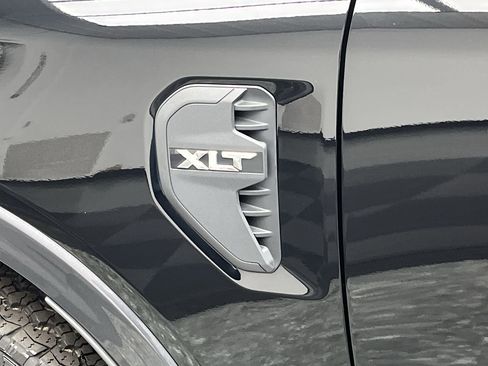 Used 2024 Ford Ranger XLT w/ FX4 Off-Road Package image 32