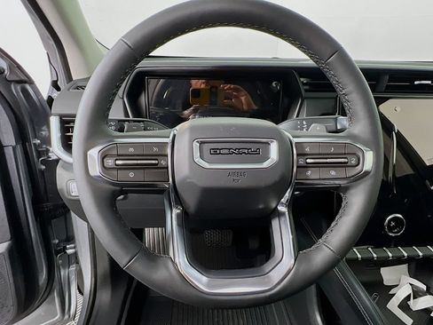 New 2026 GMC Terrain Denali w/ LPO, Black Badging Package AWD/4WD image 10