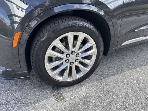 Used 2020 Cadillac XT6 Premium Luxury image 9