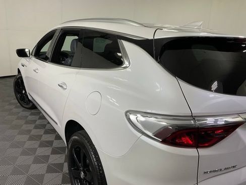 Used 2024 Buick Enclave Essence w/ Sport Touring Edition FWD image 39