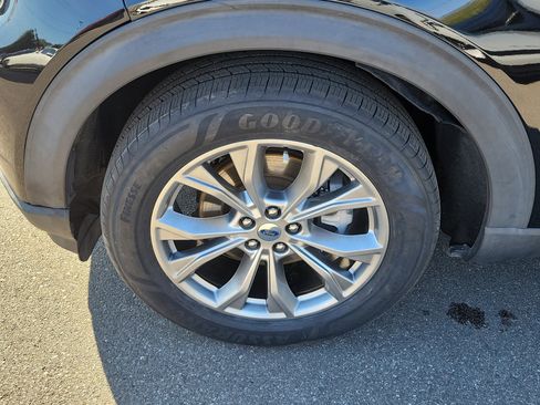 Used 2020 Ford Explorer XLT w/ Equipment Group 202A image 39