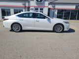 Certified 2023 Lexus ES 300h w/ Luxury Package image 4